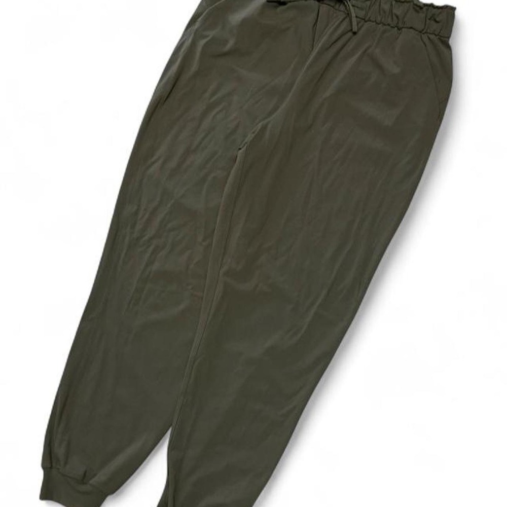Woman's Lululemon Drawstring Olive Green Jogger Track Pants Sz 10
